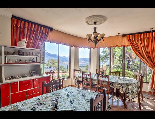 11 BEDROOM GUEST HOUSE FOR SALE IN PROTEA PARK
